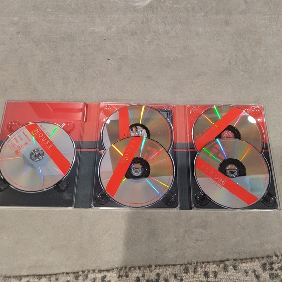 House Season1-4 DVDs - Picture 4 of 5